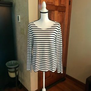 White House Black Market (outlet) Long Sleeve Top